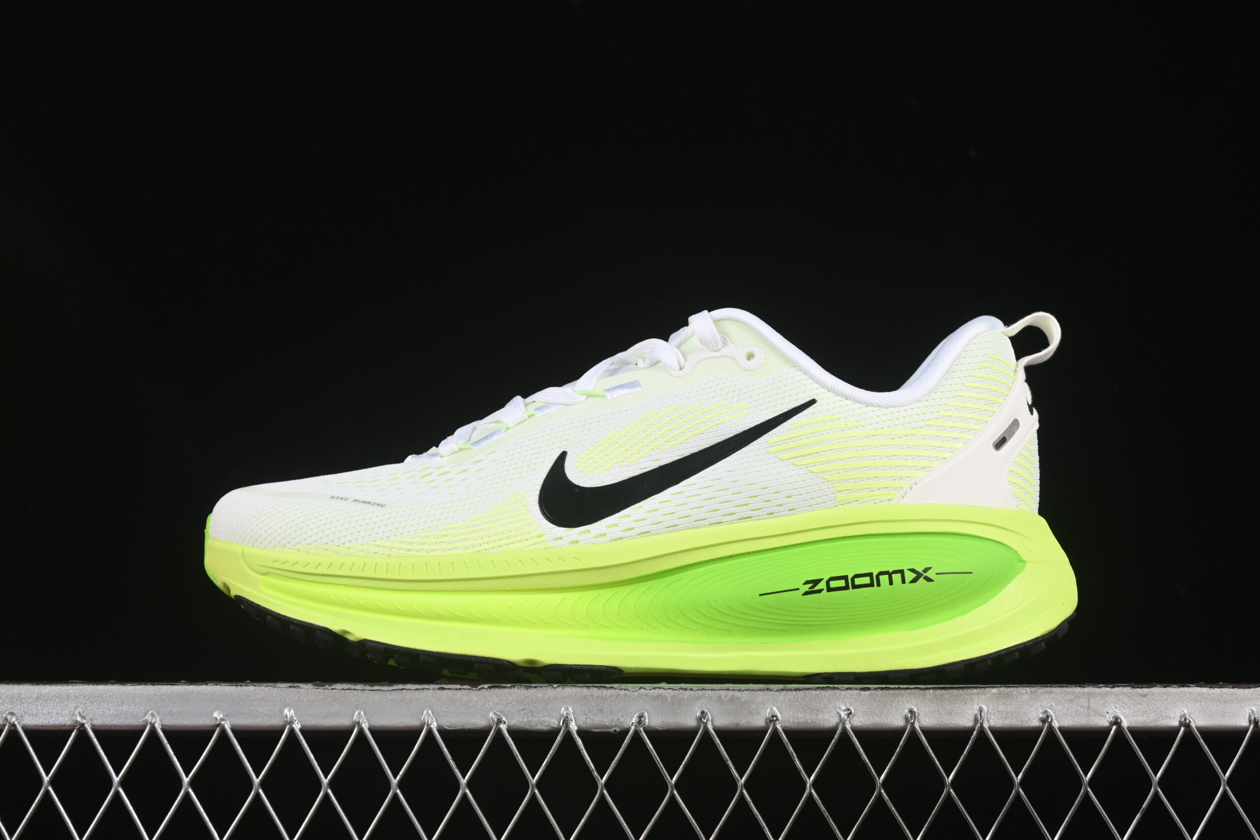 Nike Vomero 18