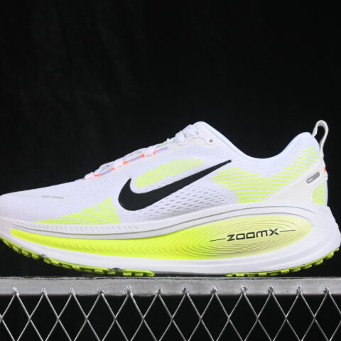 Nike Vomero 18