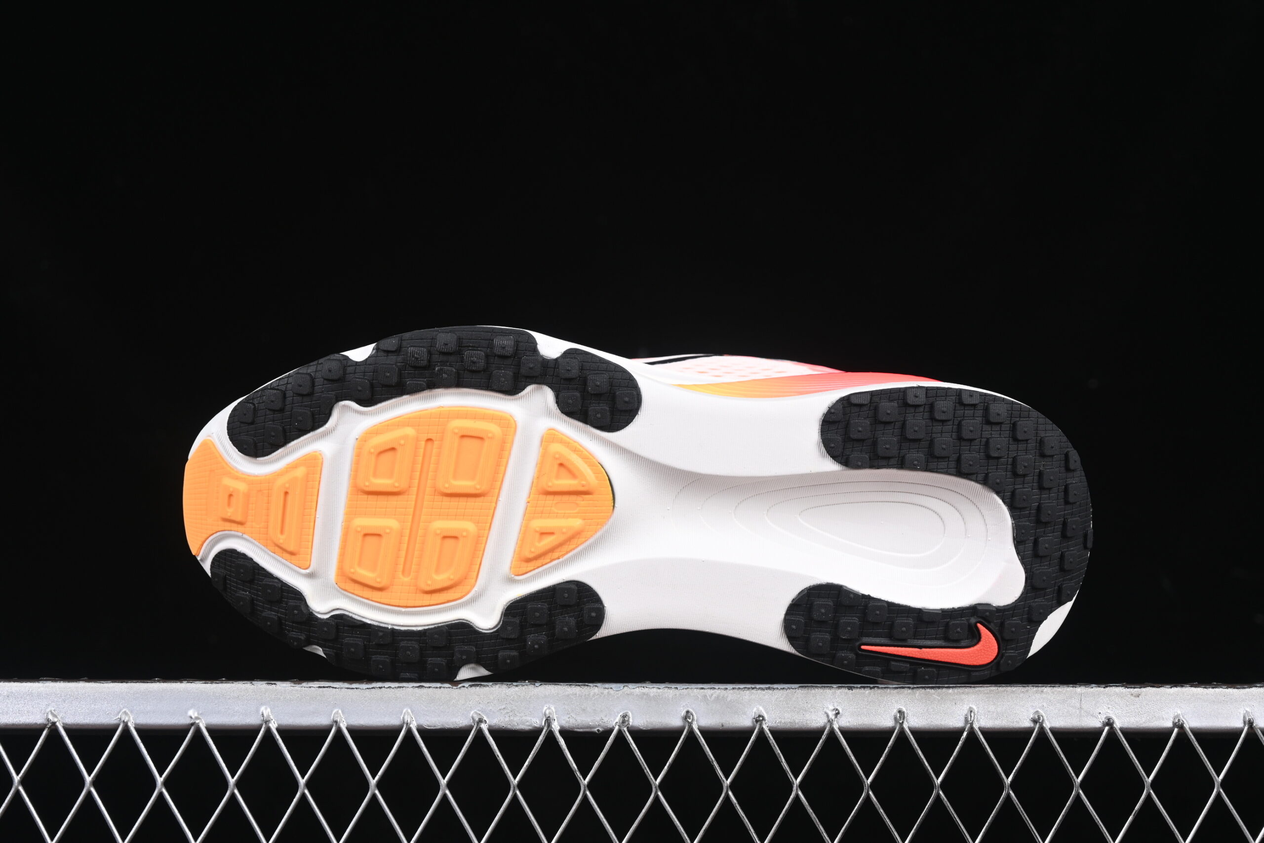 Nike Vomero 18 - Imagem 3