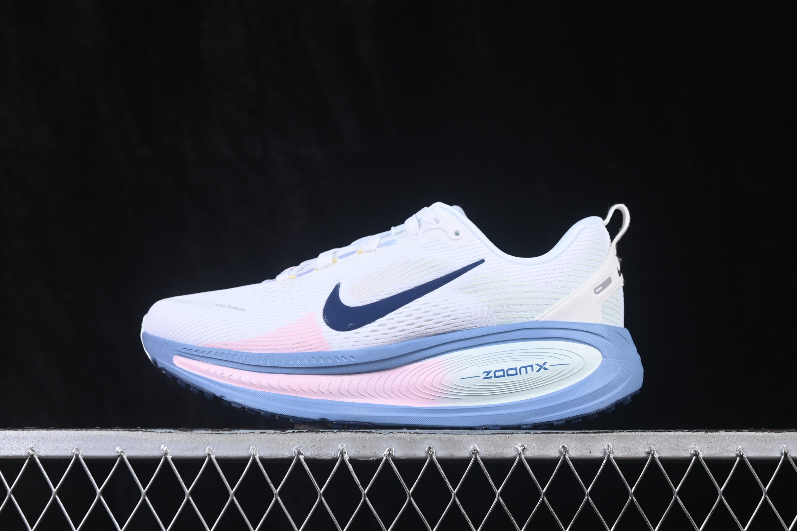 Nike Vomero 18