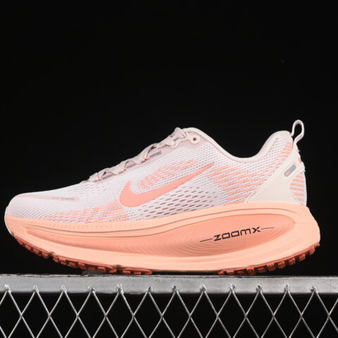 Nike Vomero 18