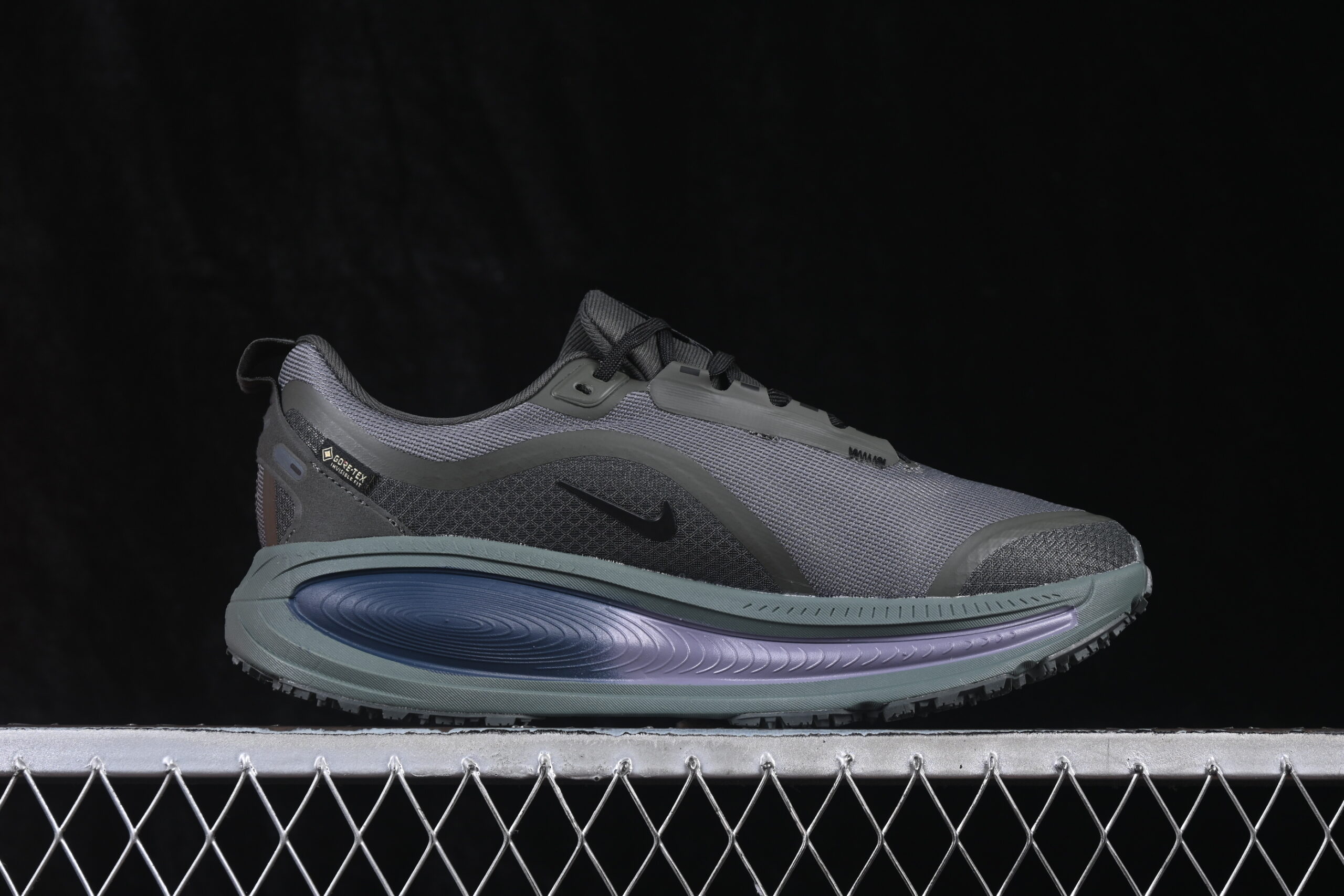 Nike Vomero 18 - Imagem 2