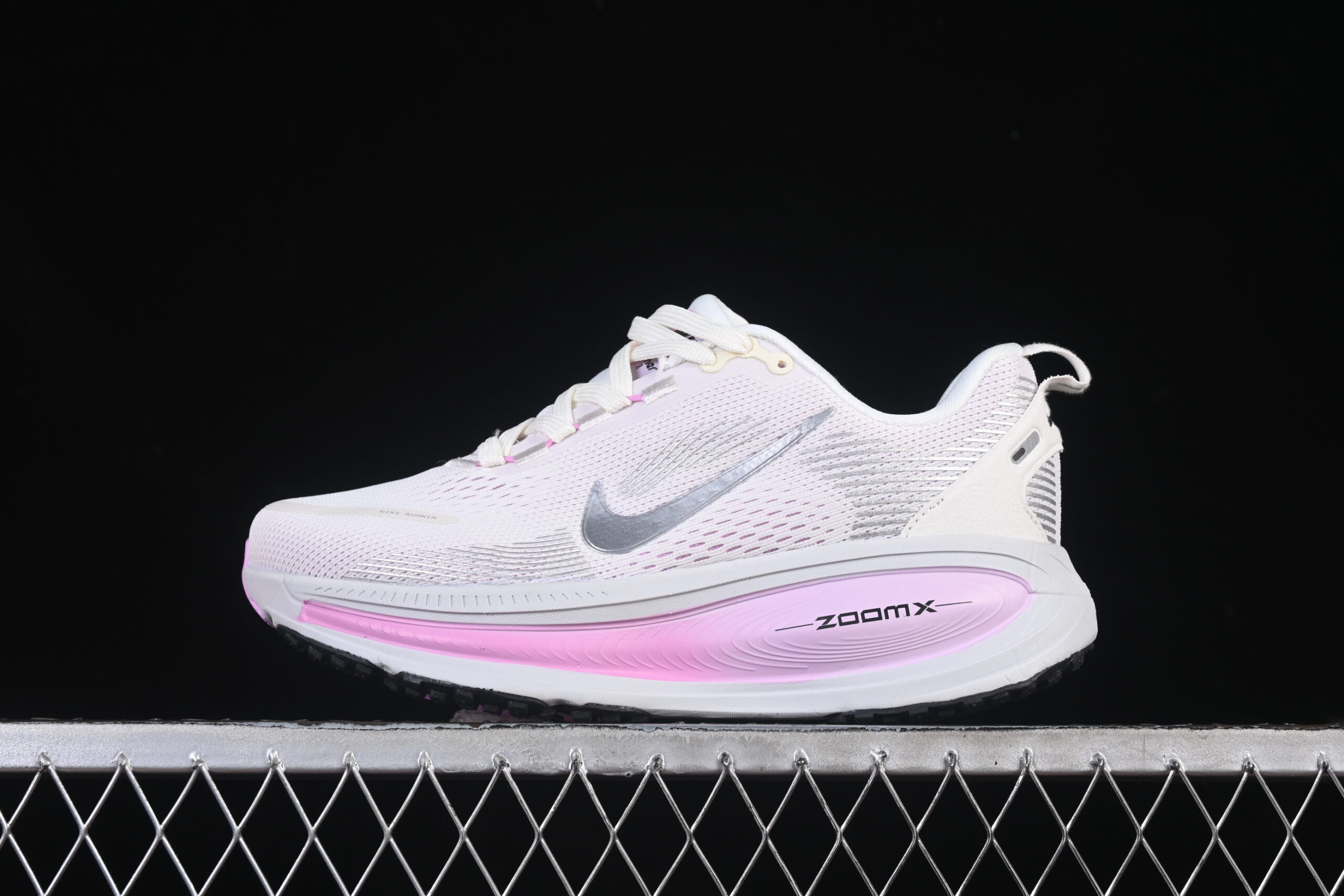 Nike Vomero 18