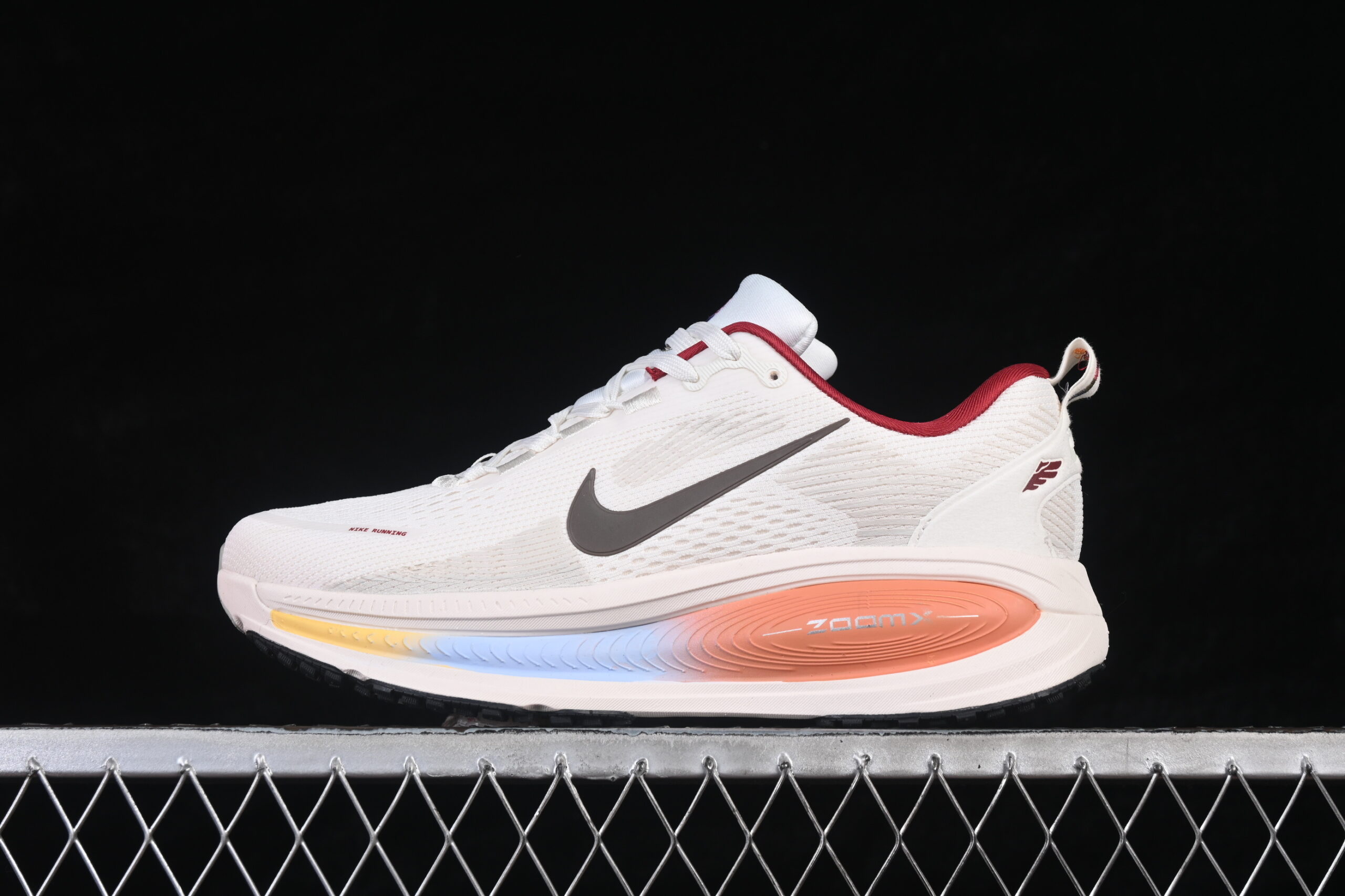 Nike Vomero 18