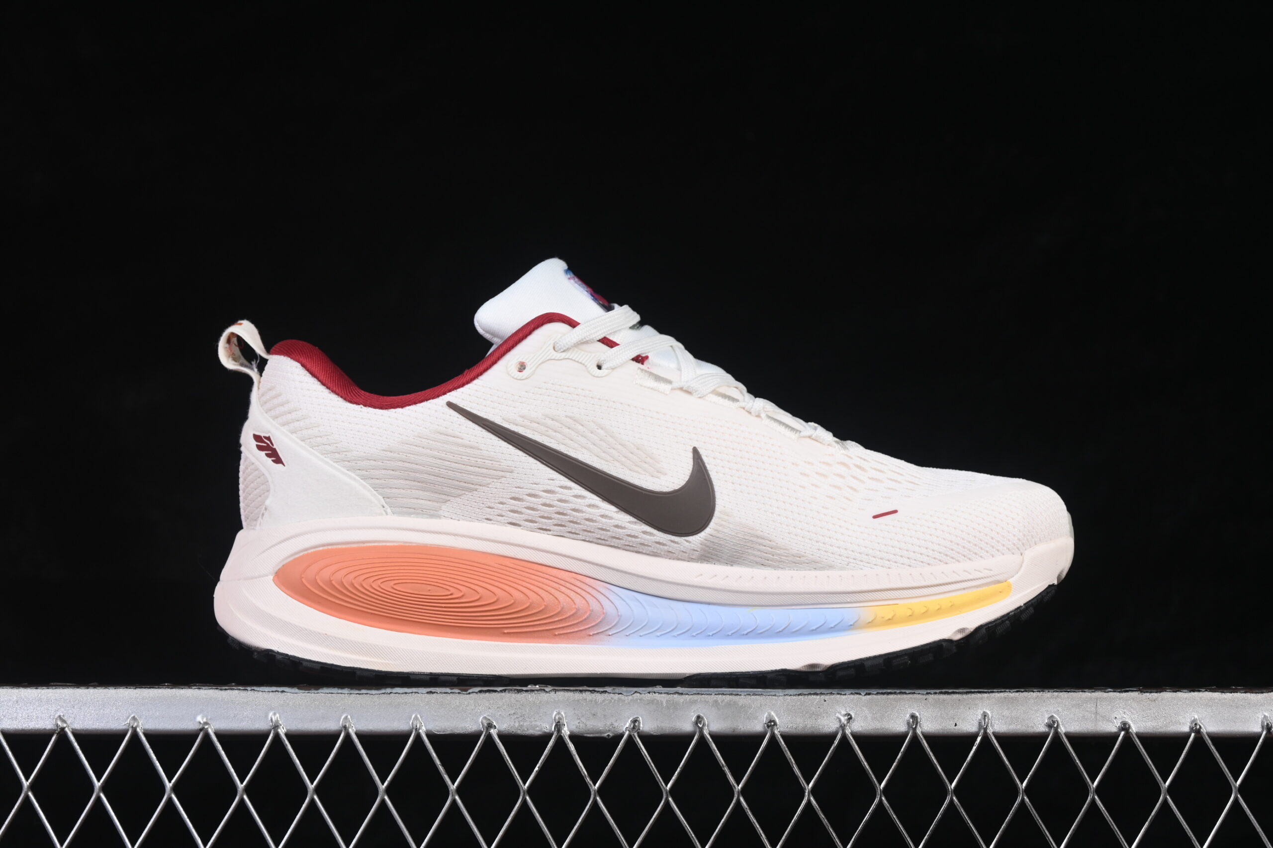 Nike Vomero 18 - Imagem 2