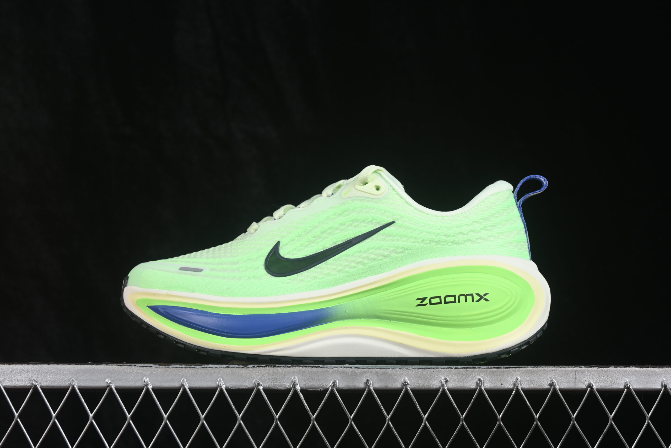 Nike Vomero Plus