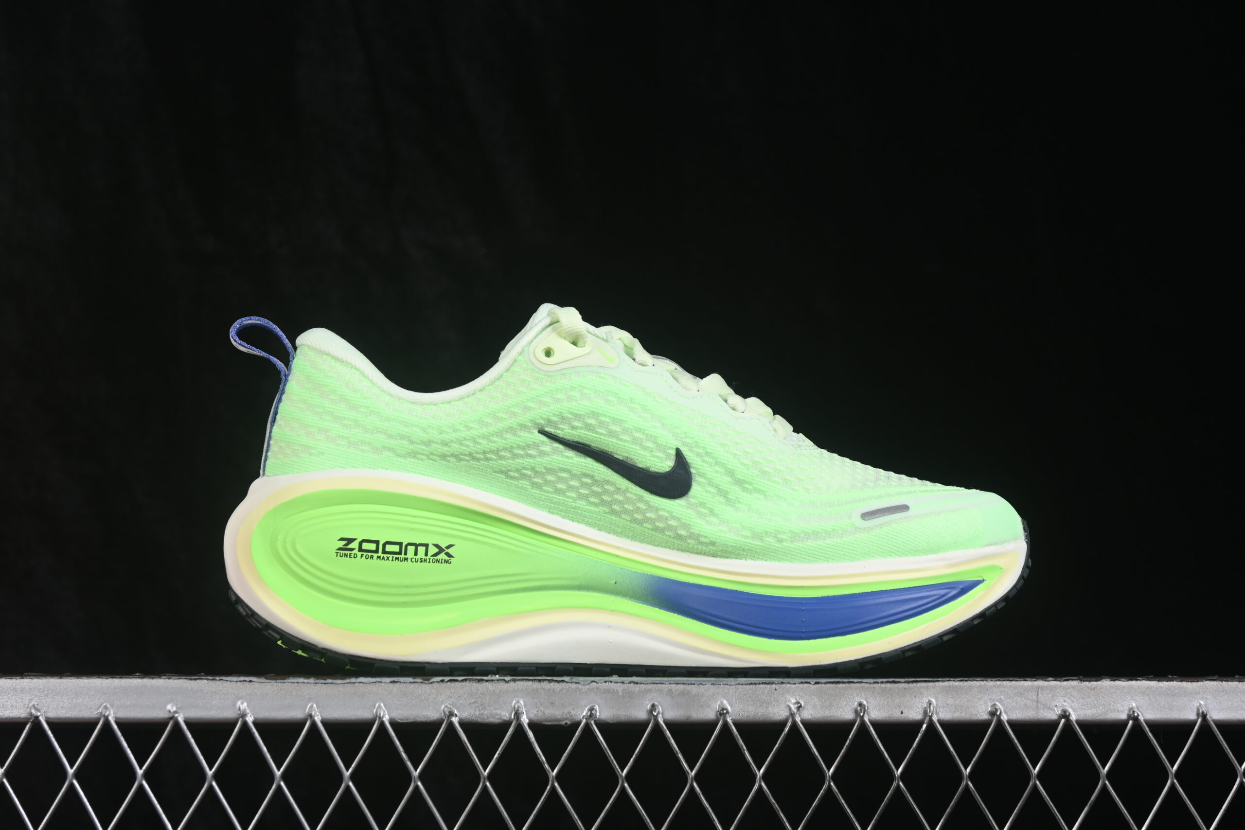 Nike Vomero Plus - Imagem 2