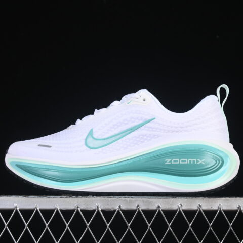 Nike Vomero Plus
