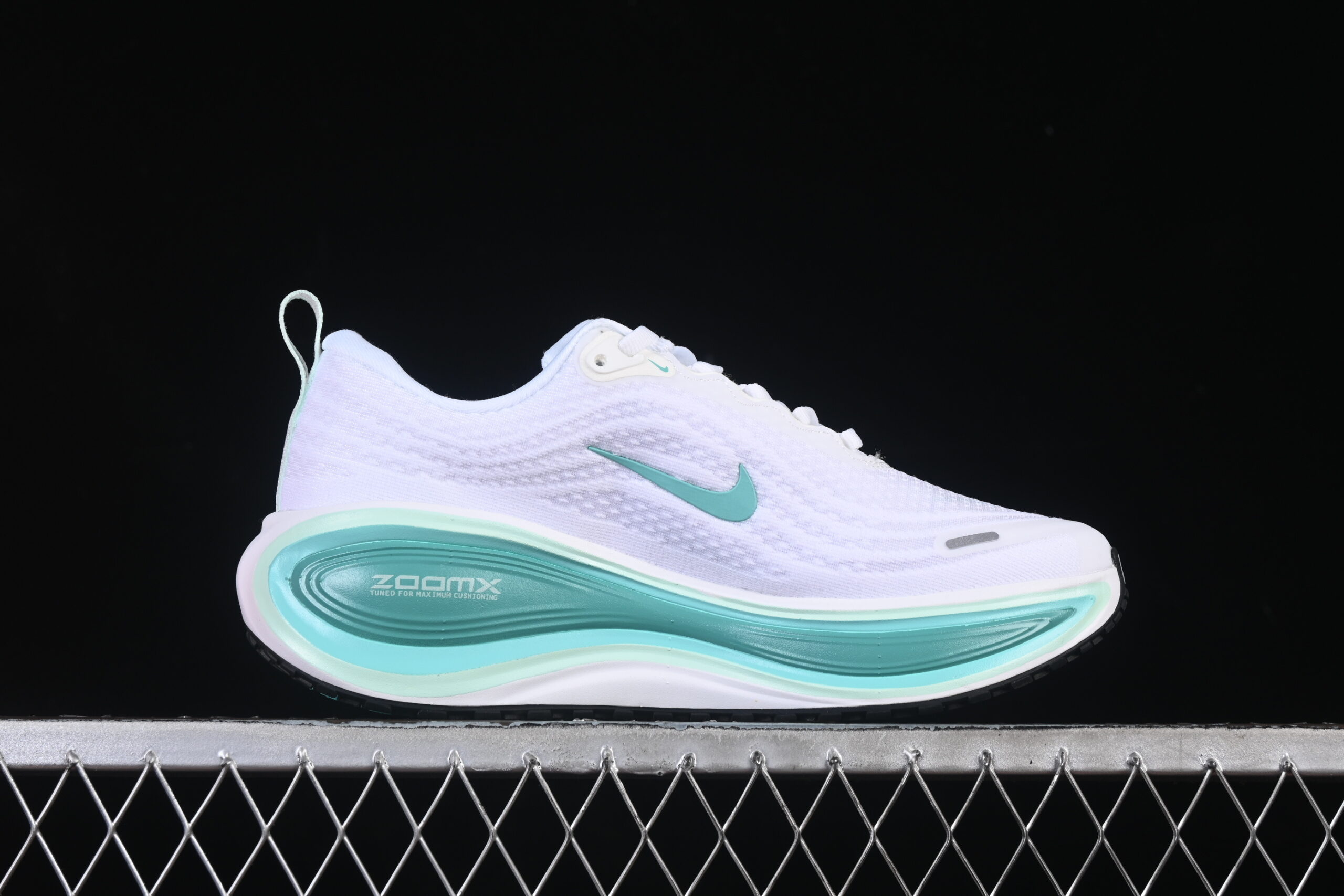 Nike Vomero Plus - Imagem 2