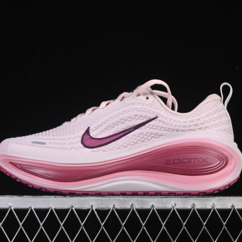 Nike Vomero Plus