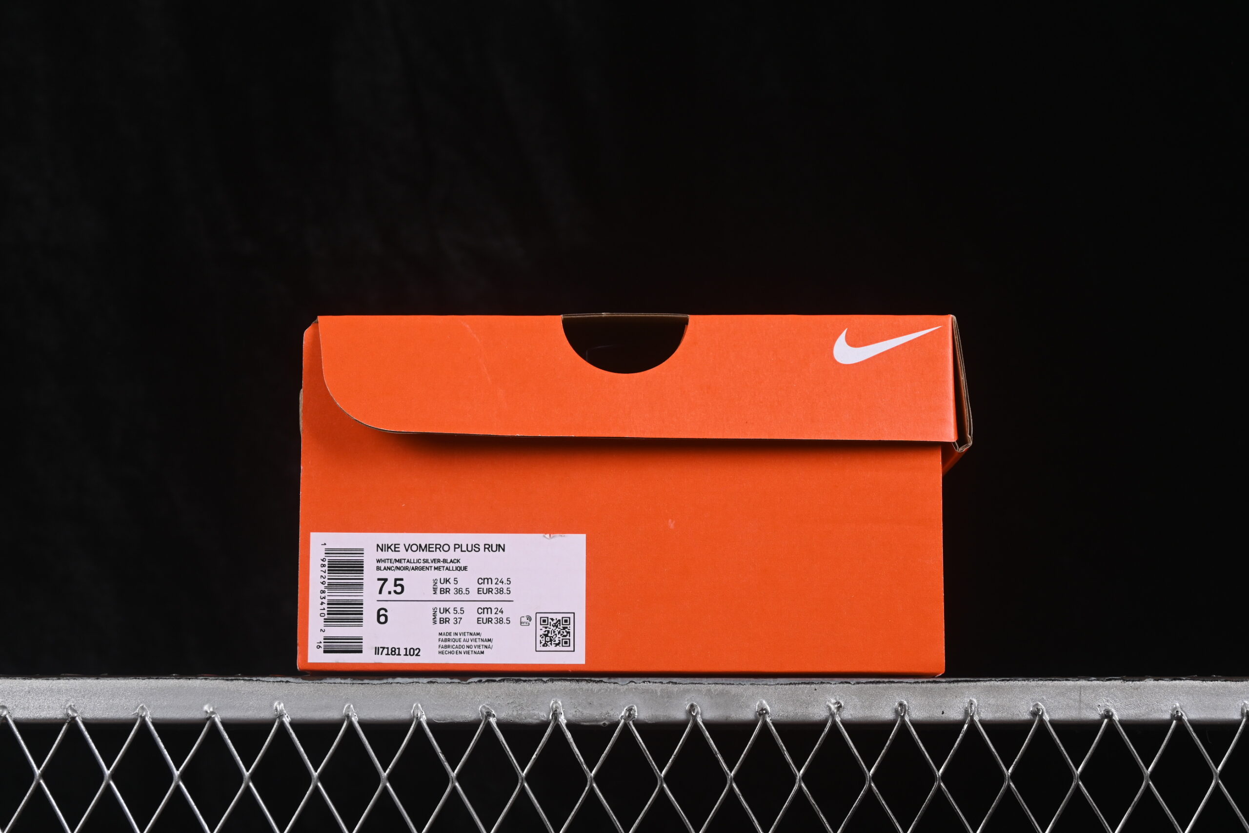 Nike Vomero Plus - Imagem 6