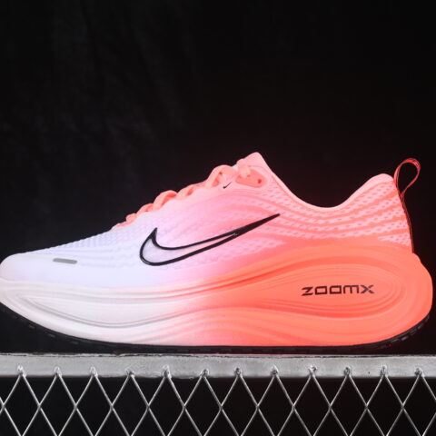 Nike Vomero Plus