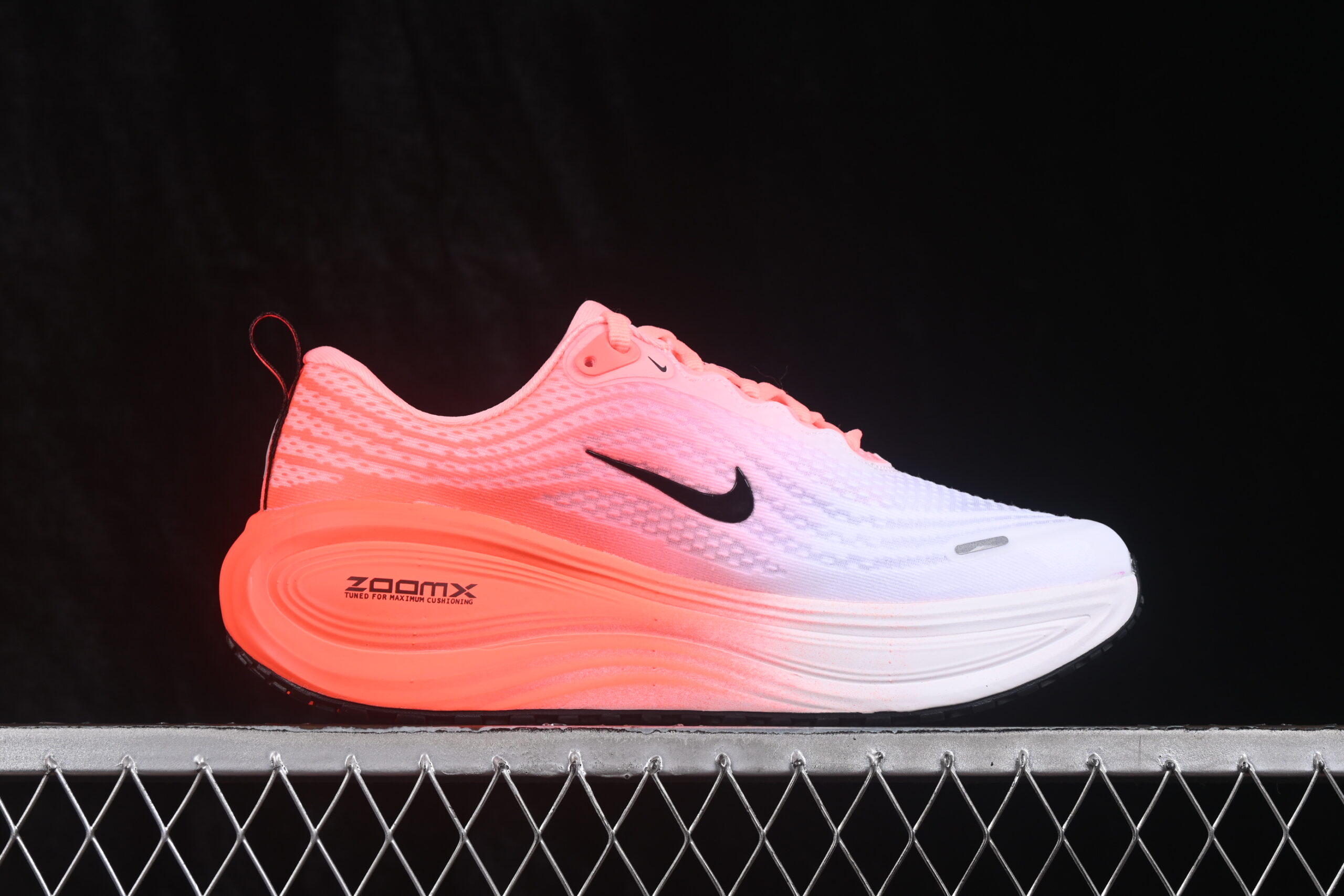 Nike Vomero Plus - Imagem 2