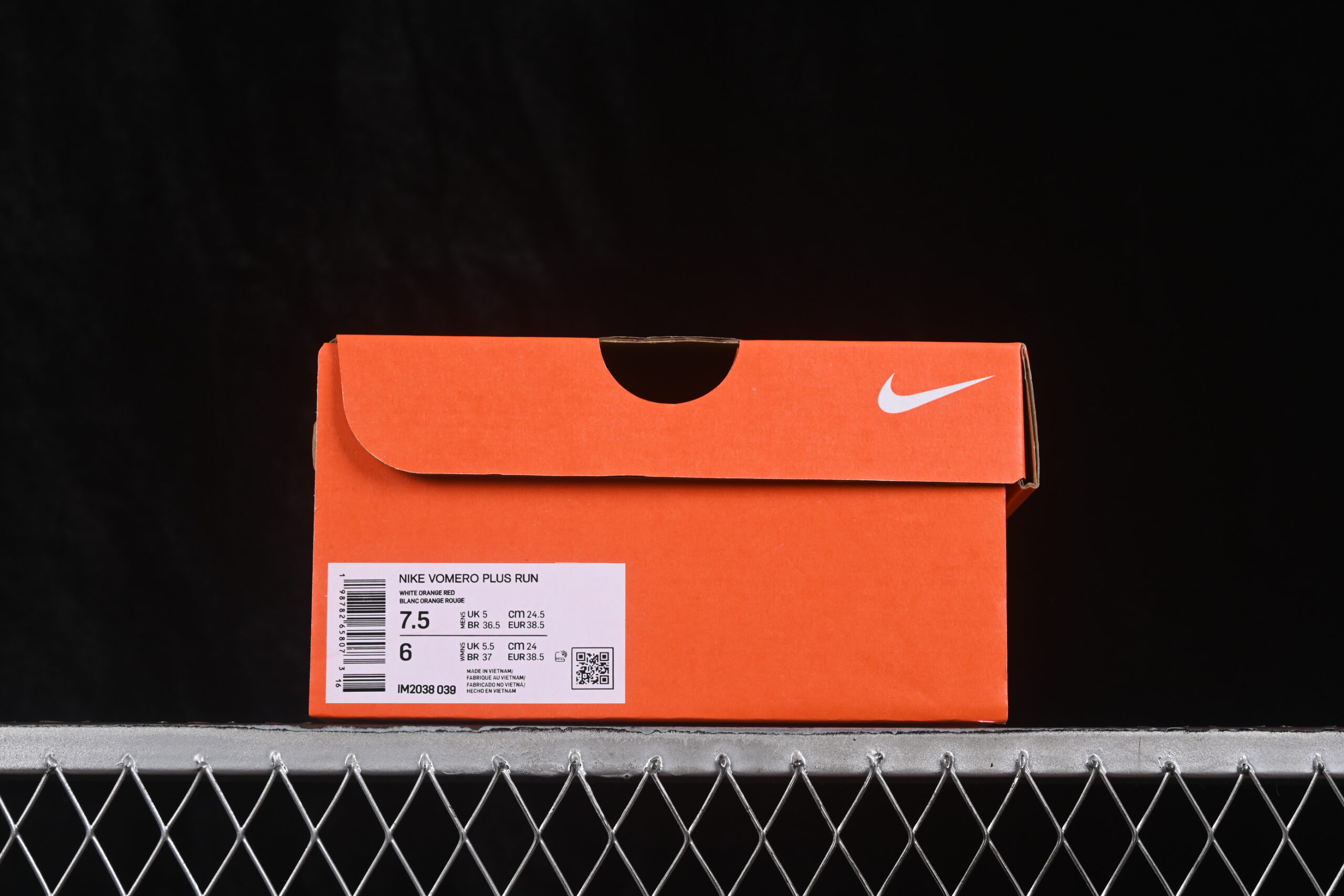 Nike Vomero Plus - Imagem 6