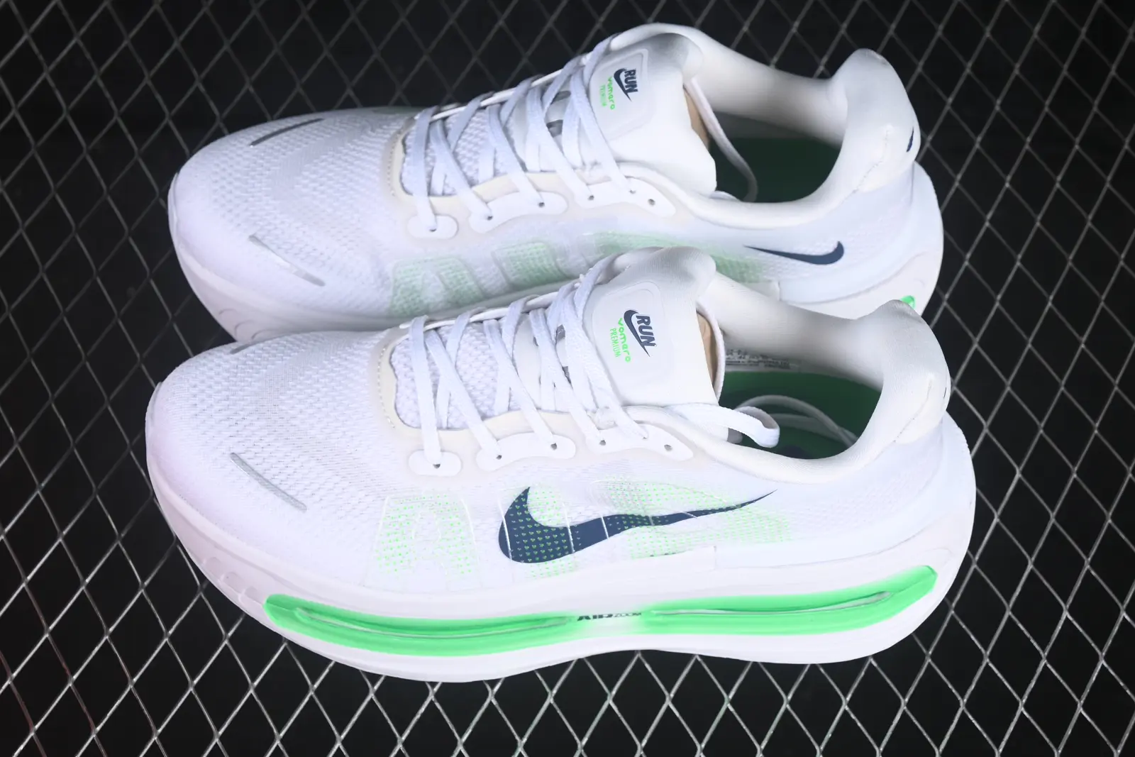 Nike Vomero Premium - Imagem 2