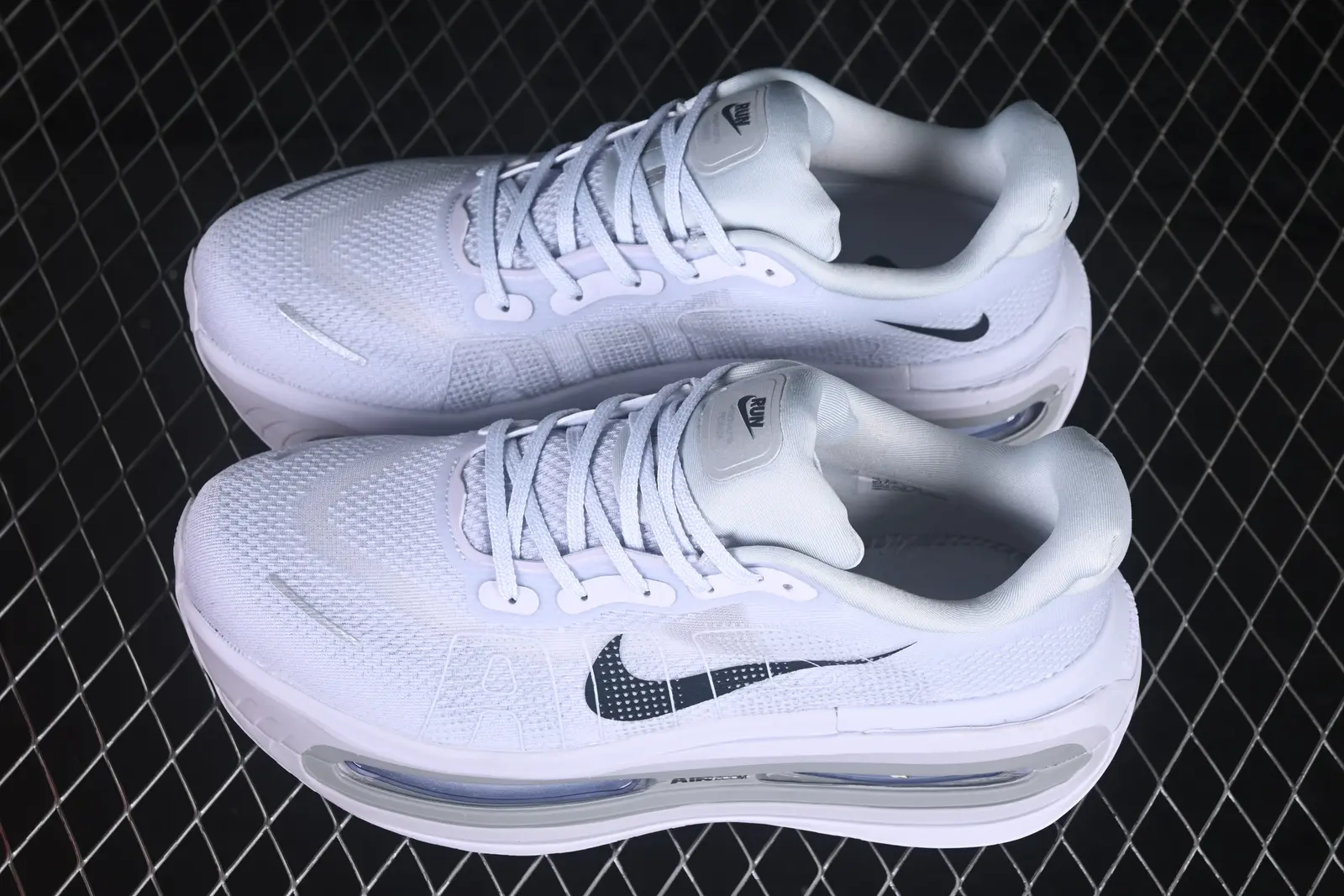 Nike Vomero Premium - Imagem 2