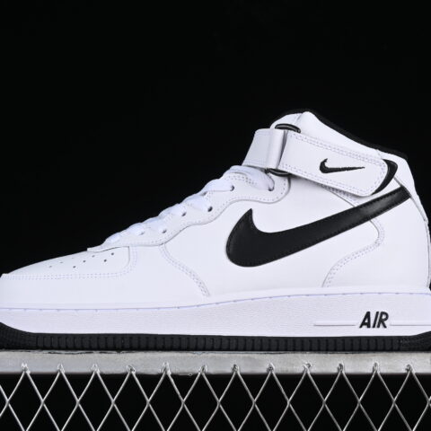 Nike Air Force 1 Mid