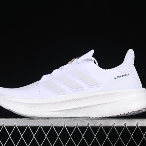 Adidas Ultraboost 5