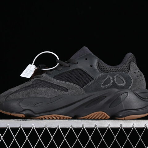 Adidas Yeezy 700 V2 Utility Black