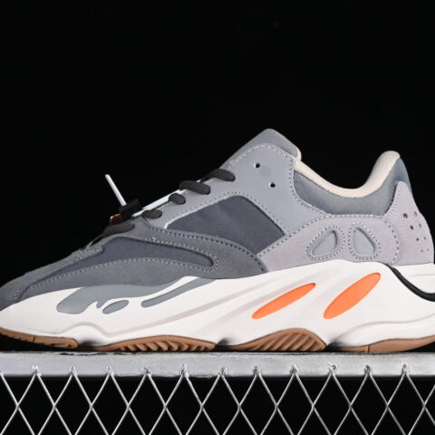 Adidas Yeezy 700 Magnet